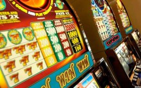 986slot ငွေပေးချေမှုစနစ် — KBZPay, Wave Money, AYA Pay ဖြင့် MMK အမြန်ငွေသွင်းထုတ်နိုင်သောမြင်ကွင်း